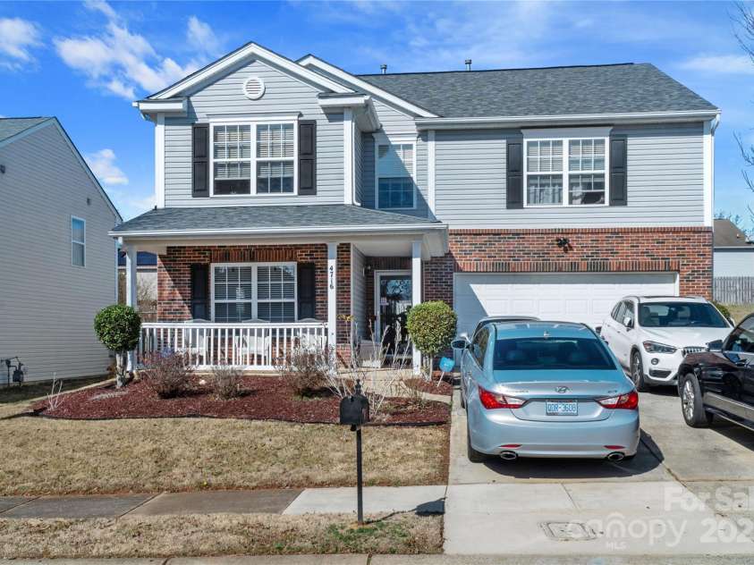 4716 Meadowfield Road, Charlotte, NC 28215.  MLS# CAR4222549, YatesRealty ID 1096. 