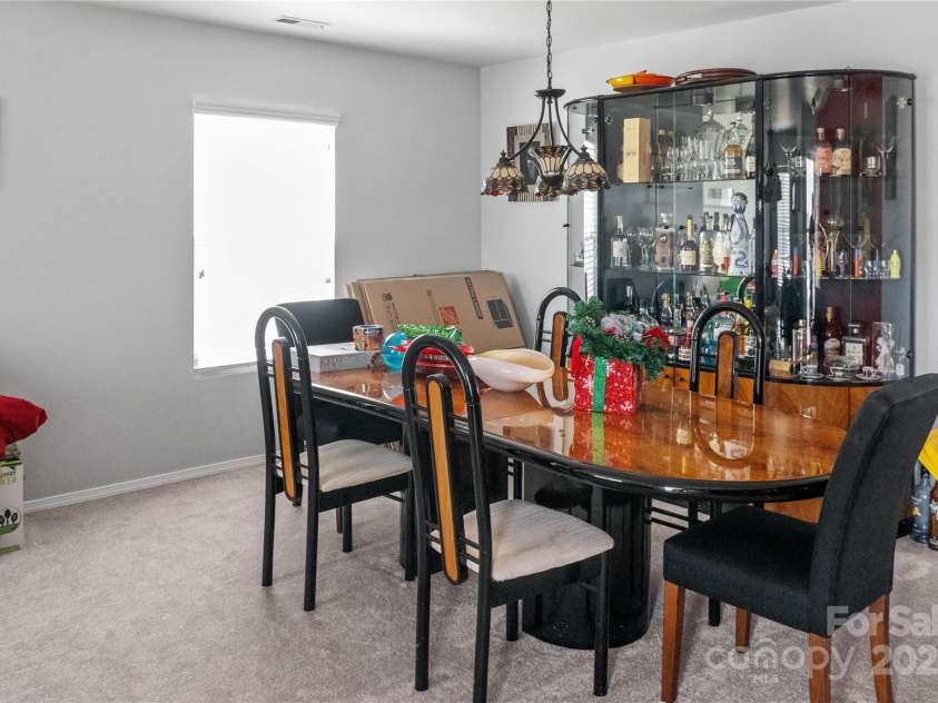 4716 Meadowfield Road, Charlotte, NC 28215.  MLS# CAR4222549, YatesRealty ID 1096. 