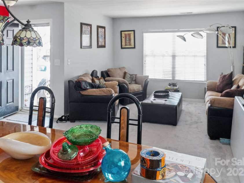 4716 Meadowfield Road, Charlotte, NC 28215.  MLS# CAR4222549, YatesRealty ID 1096. 