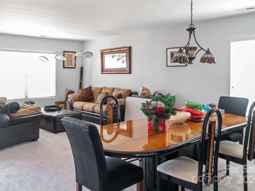 4716 Meadowfield Road, Charlotte, NC 28215.  MLS# CAR4222549, YatesRealty ID 1096. 