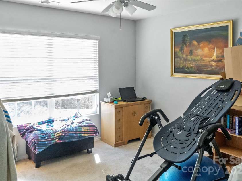 4716 Meadowfield Road, Charlotte, NC 28215.  MLS# CAR4222549, YatesRealty ID 1096. 