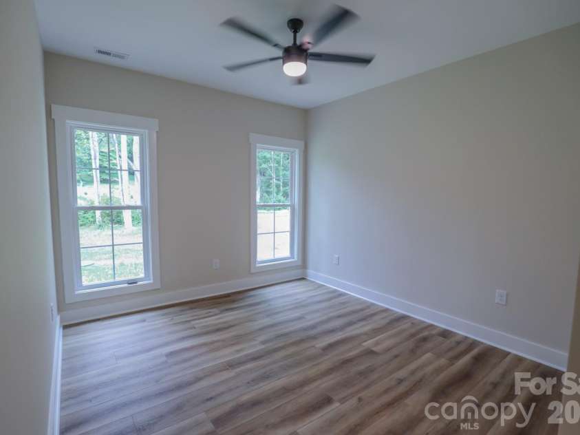 156 Oakdale Drive, Morganton, NC 28655.  MLS# CAR4368675, YatesRealty ID 10960. 