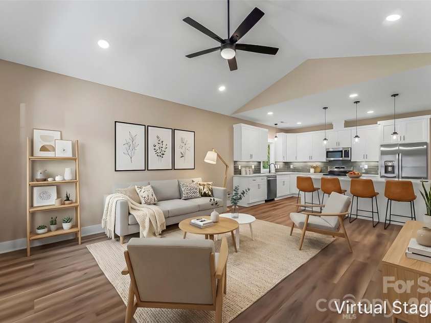 156 Oakdale Drive, Morganton, NC 28655.  MLS# CAR4404974, YatesRealty ID 10960. 