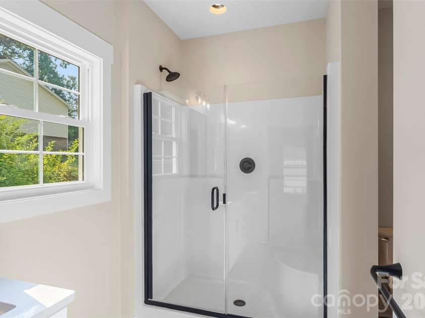 156 Oakdale Drive, Morganton, NC 28655.  MLS# CAR4404974, YatesRealty ID 10960. 