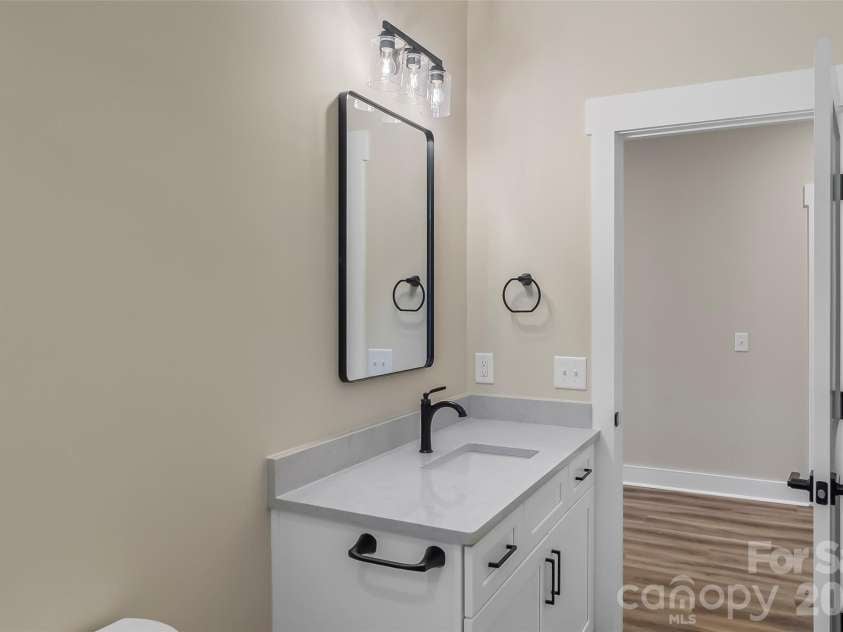 156 Oakdale Drive, Morganton, NC 28655.  MLS# CAR4404974, YatesRealty ID 10960. 