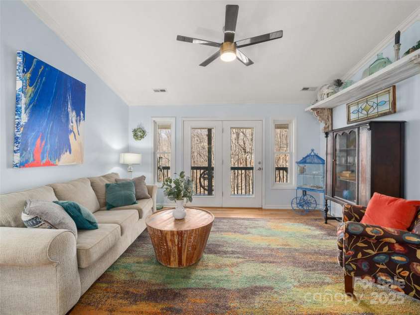 374 Sleepy Hollow Drive, Waynesville, NC 28785.  MLS# CAR4227977, YatesRealty ID 10961. 