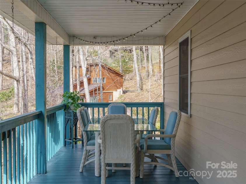 374 Sleepy Hollow Drive, Waynesville, NC 28785.  MLS# CAR4227977, YatesRealty ID 10961. 