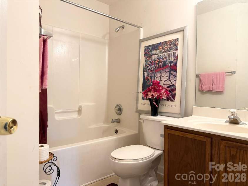 4046 Fairmeadow Drive, Lancaster, SC 29720.  MLS# CAR4369191, YatesRealty ID 10961. 