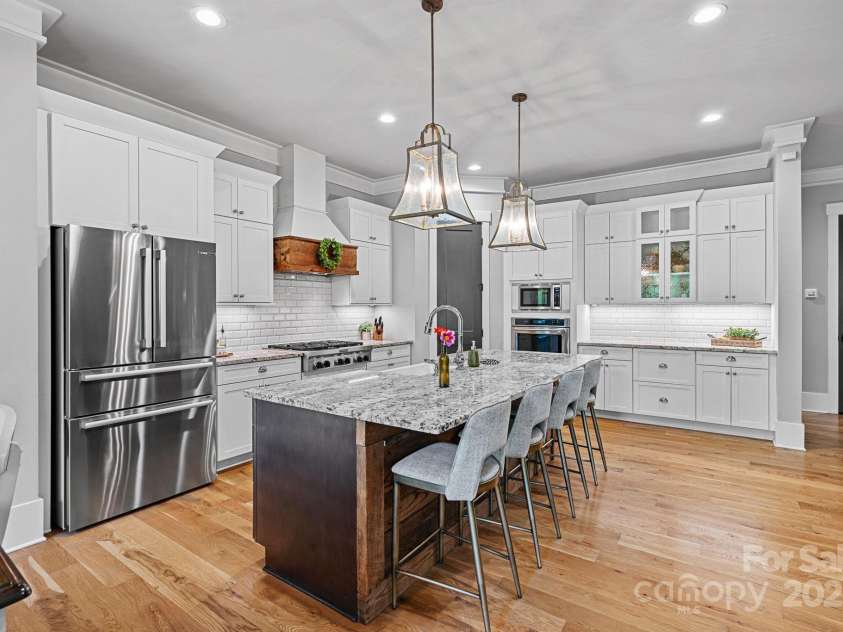 327 Kenway Loop, Mooresville, NC 28117.  MLS# CAR4249879, YatesRealty ID 10962. 