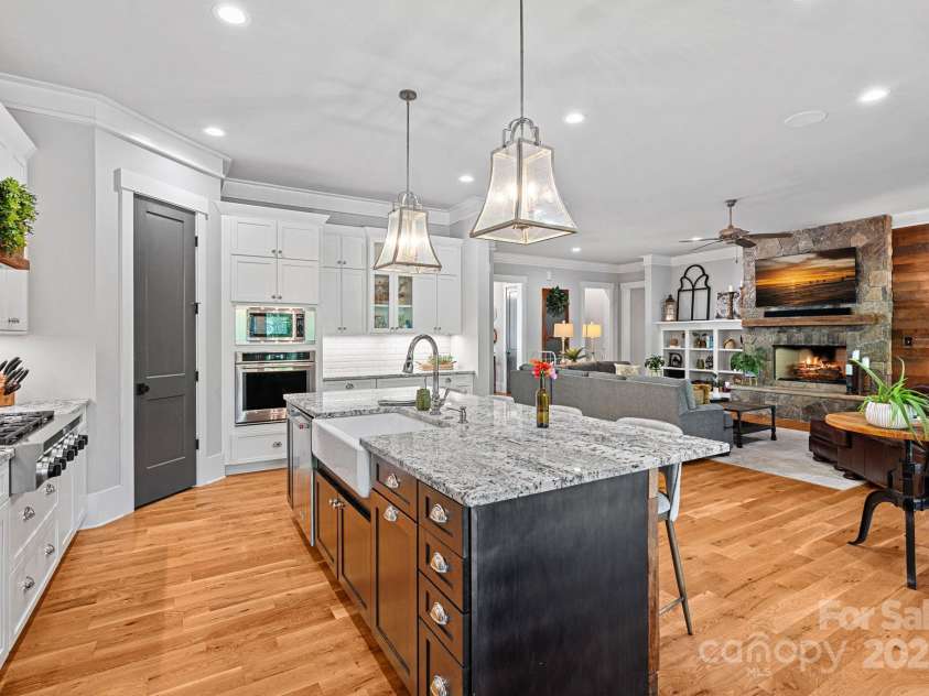 327 Kenway Loop, Mooresville, NC 28117.  MLS# CAR4249879, YatesRealty ID 10962. 