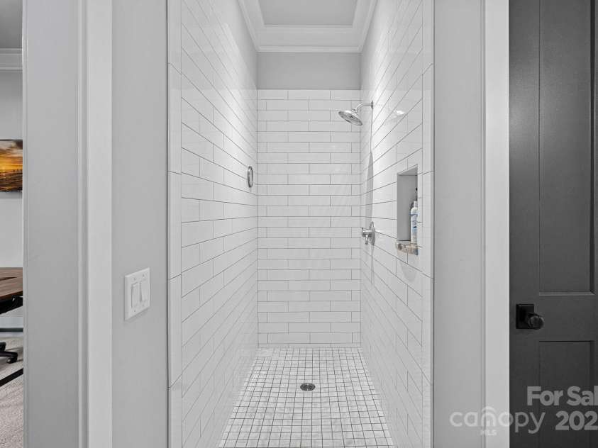 327 Kenway Loop, Mooresville, NC 28117.  MLS# CAR4249879, YatesRealty ID 10962. 