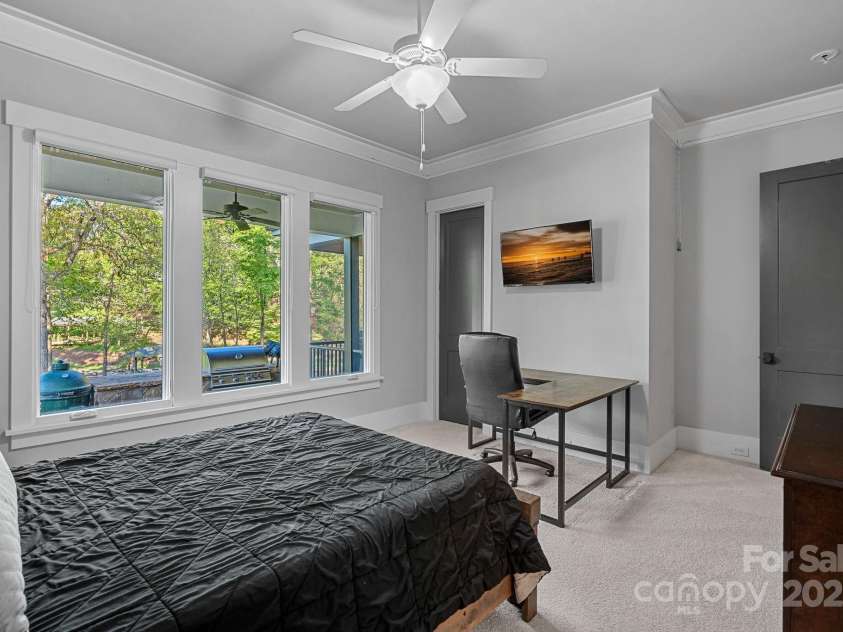 327 Kenway Loop, Mooresville, NC 28117.  MLS# CAR4249879, YatesRealty ID 10962. 