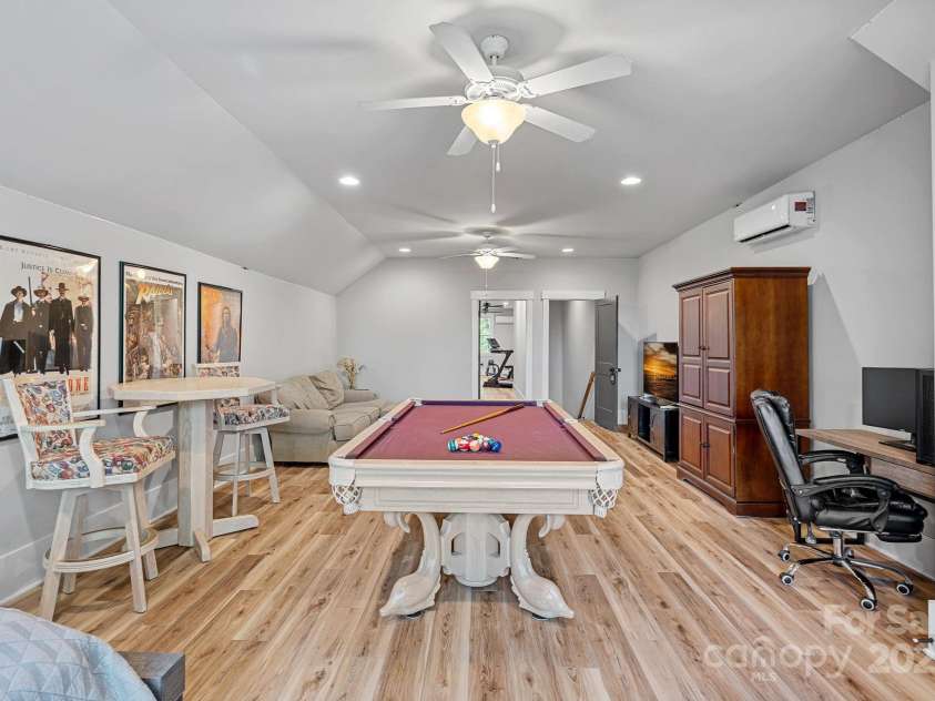 327 Kenway Loop, Mooresville, NC 28117.  MLS# CAR4249879, YatesRealty ID 10962. 