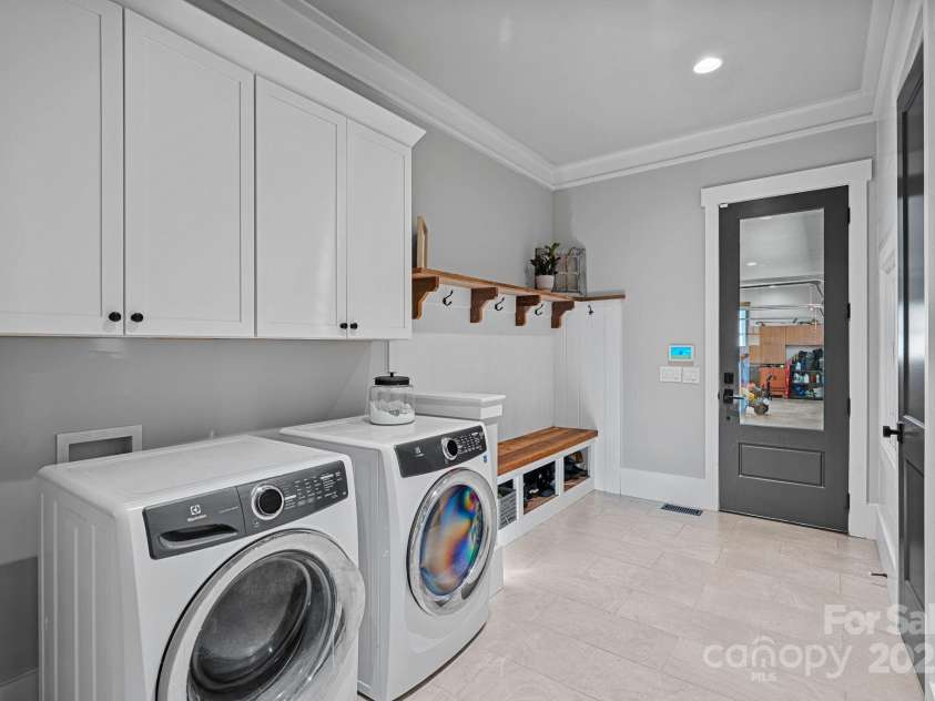 327 Kenway Loop, Mooresville, NC 28117.  MLS# CAR4249879, YatesRealty ID 10962. 
