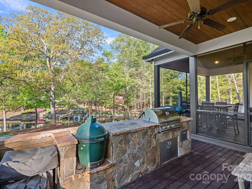 327 Kenway Loop, Mooresville, NC 28117.  MLS# CAR4249879, YatesRealty ID 10962. 