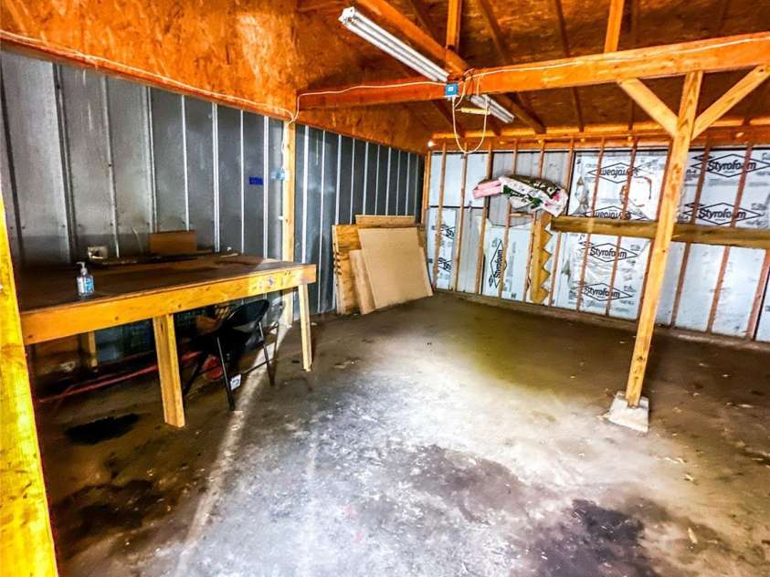 6 Lake Eden Circle, Black Mountain, NC 28711.  MLS# CAR4369263, YatesRealty ID 10962. 