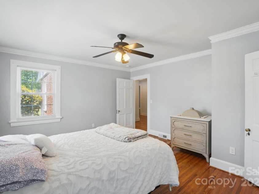 113 College Street, Monroe, NC 28112.  MLS# CAR4247726, YatesRealty ID 10964. 