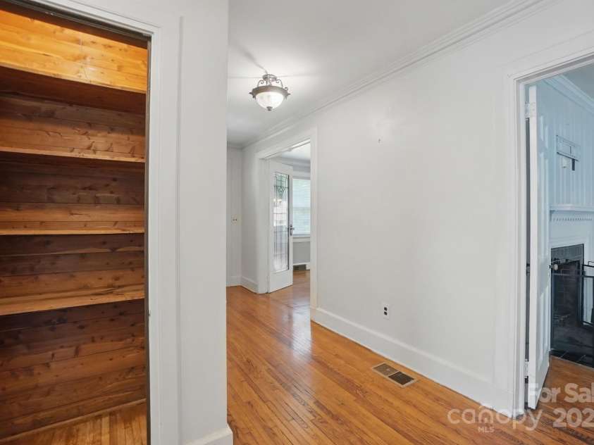 113 College Street, Monroe, NC 28112.  MLS# CAR4247726, YatesRealty ID 10964. 