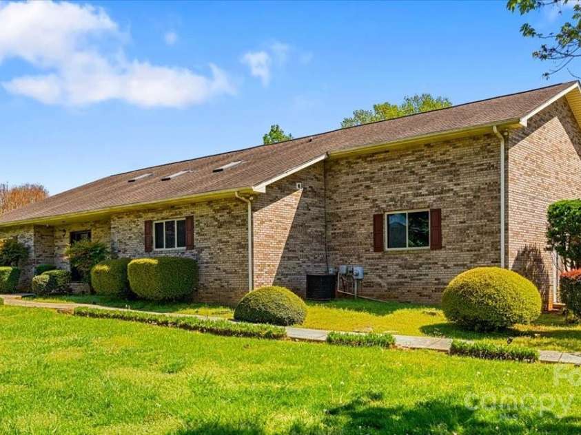 189 Billy Jo Road, Mooresville, NC 28117.  MLS# CAR4248699, YatesRealty ID 10965. 