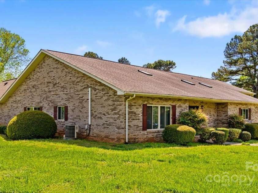 189 Billy Jo Road, Mooresville, NC 28117.  MLS# CAR4248699, YatesRealty ID 10965. 