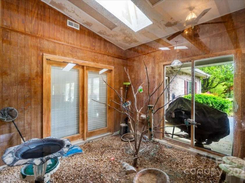 189 Billy Jo Road, Mooresville, NC 28117.  MLS# CAR4248699, YatesRealty ID 10965. 