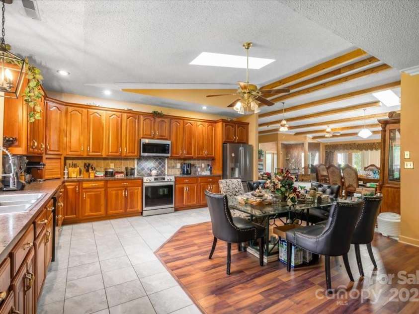 189 Billy Jo Road, Mooresville, NC 28117.  MLS# CAR4248699, YatesRealty ID 10965. 