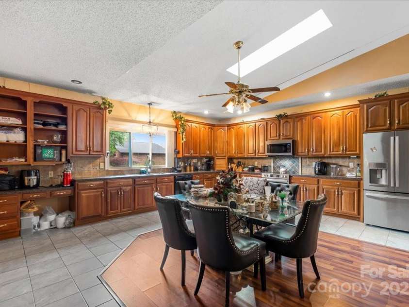 189 Billy Jo Road, Mooresville, NC 28117.  MLS# CAR4248699, YatesRealty ID 10965. 
