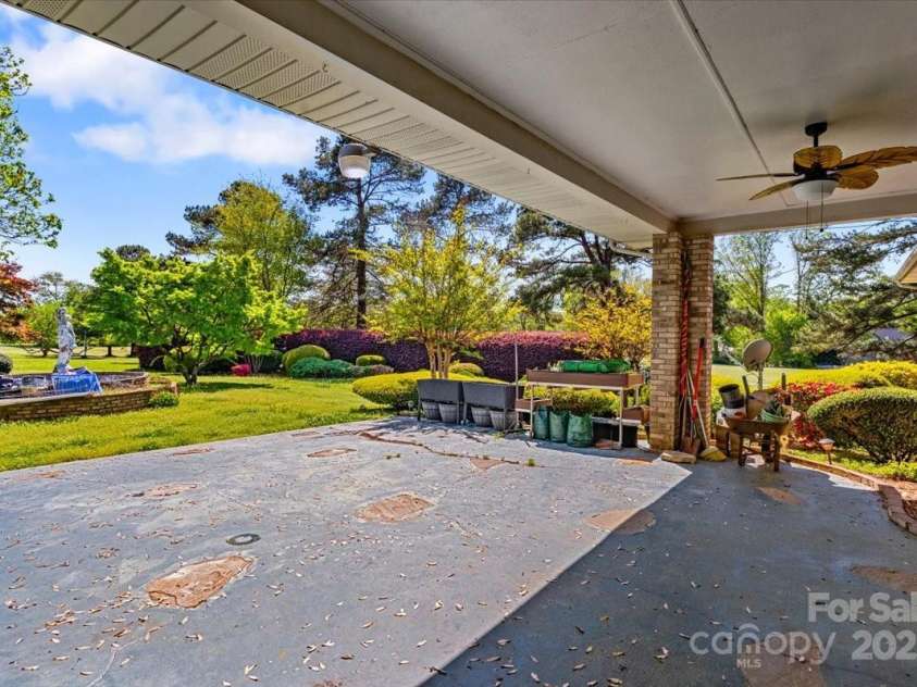 189 Billy Jo Road, Mooresville, NC 28117.  MLS# CAR4248699, YatesRealty ID 10965. 