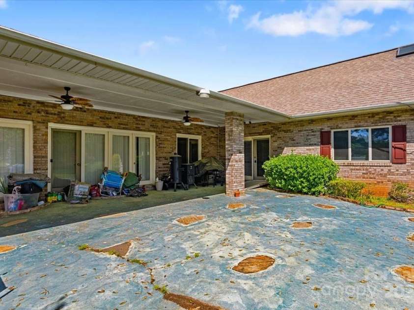 189 Billy Jo Road, Mooresville, NC 28117.  MLS# CAR4248699, YatesRealty ID 10965. 
