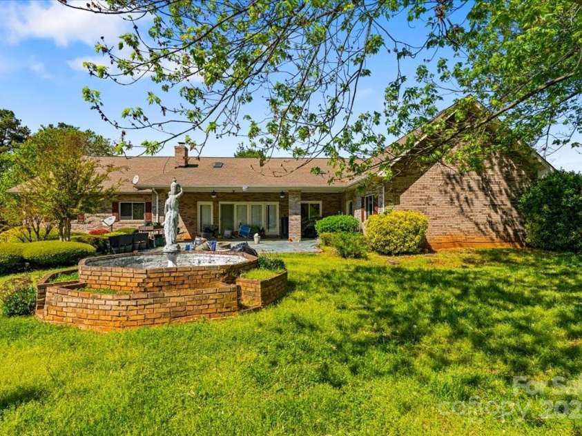 189 Billy Jo Road, Mooresville, NC 28117.  MLS# CAR4248699, YatesRealty ID 10965. 
