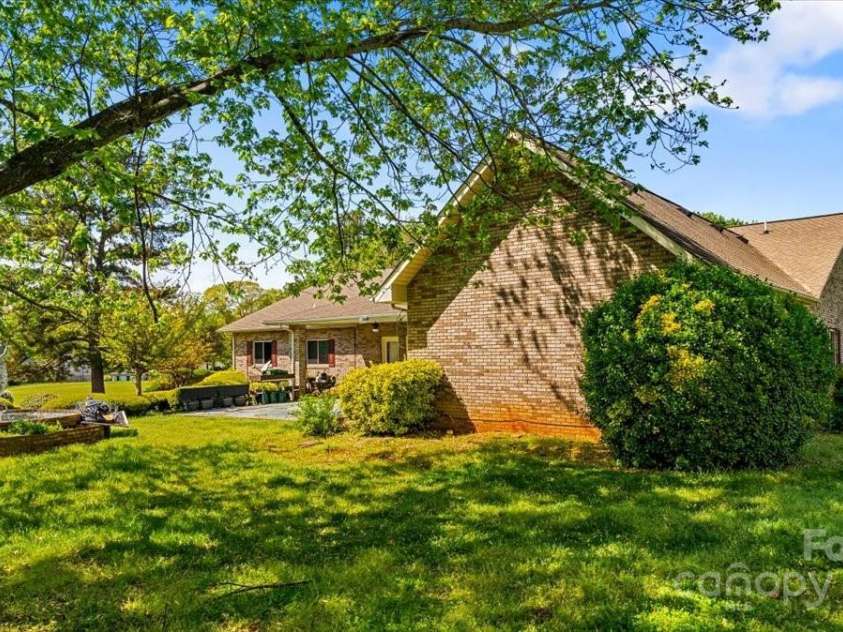 189 Billy Jo Road, Mooresville, NC 28117.  MLS# CAR4248699, YatesRealty ID 10965. 