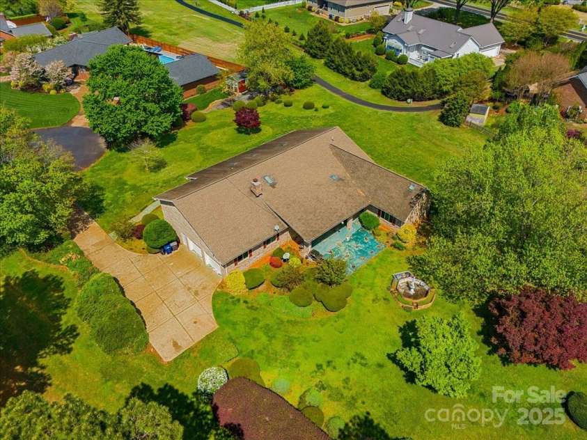 189 Billy Jo Road, Mooresville, NC 28117.  MLS# CAR4248699, YatesRealty ID 10965. 