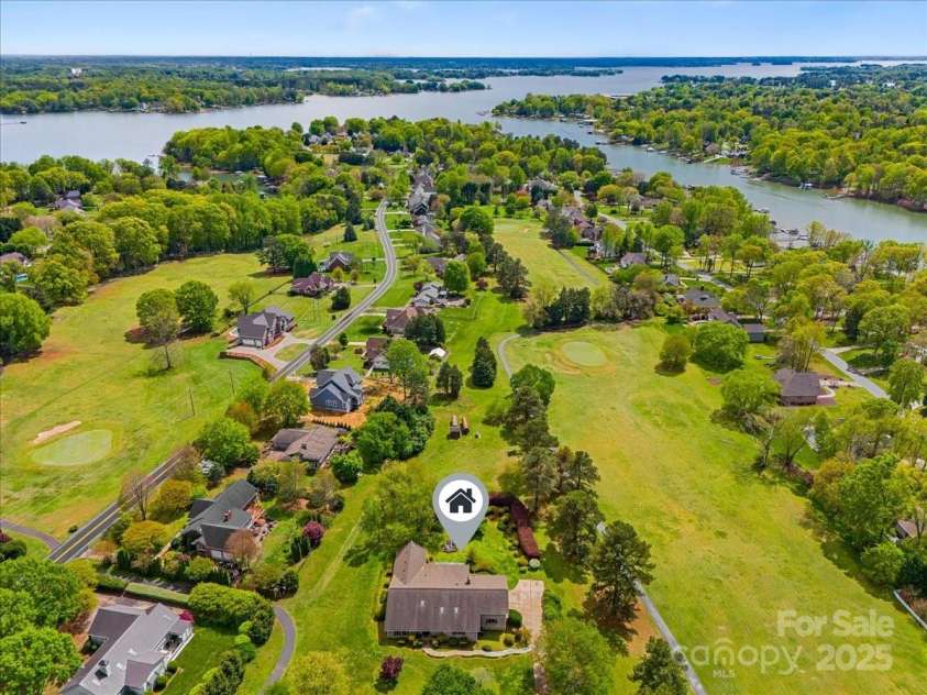189 Billy Jo Road, Mooresville, NC 28117.  MLS# CAR4248699, YatesRealty ID 10965. 