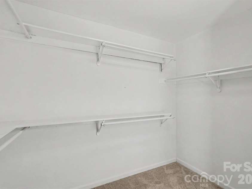4523 Brent Wood Drive, Belmont, NC 28012.  MLS# CAR4407343, YatesRealty ID 10966. 
