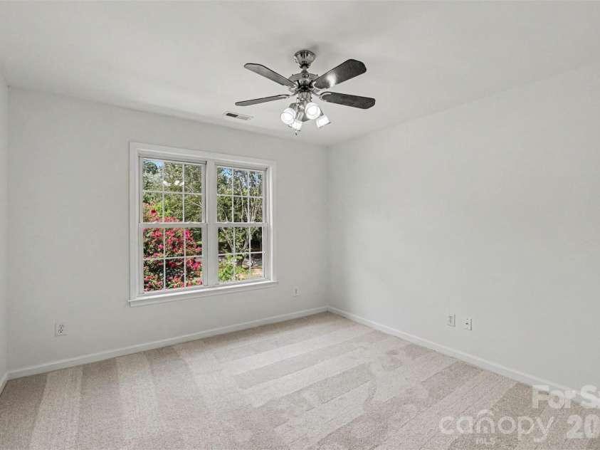4523 Brent Wood Drive, Belmont, NC 28012.  MLS# CAR4407343, YatesRealty ID 10966. 