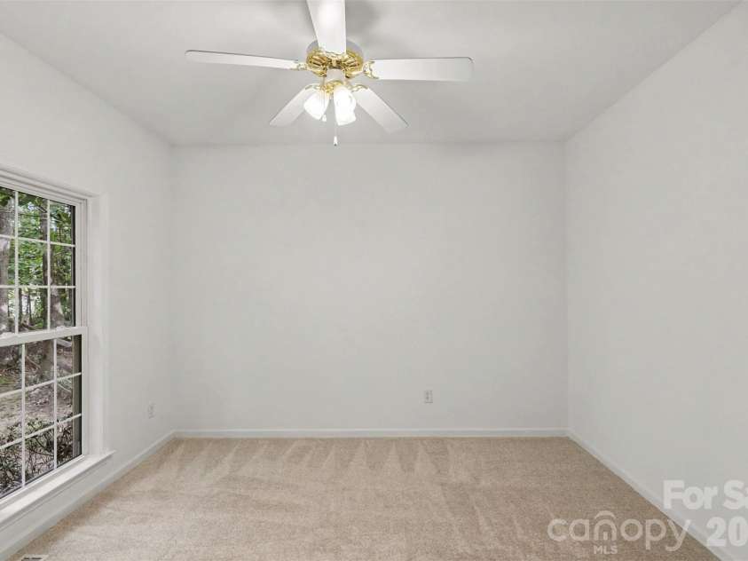 4523 Brent Wood Drive, Belmont, NC 28012.  MLS# CAR4407343, YatesRealty ID 10966. 