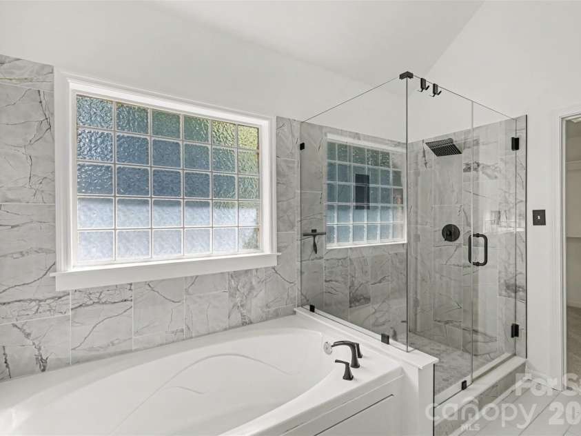 4523 Brent Wood Drive, Belmont, NC 28012.  MLS# CAR4407343, YatesRealty ID 10966. 