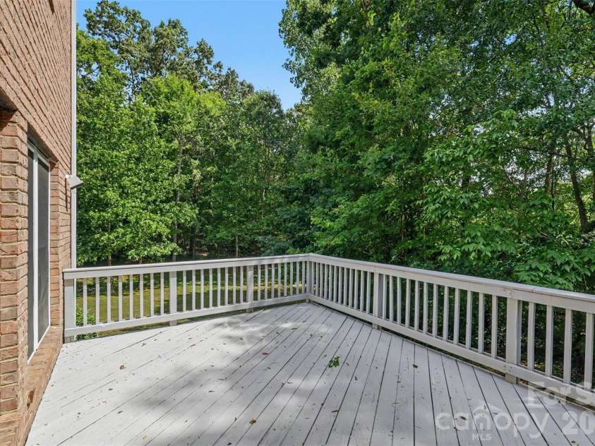 4523 Brent Wood Drive, Belmont, NC 28012.  MLS# CAR4407343, YatesRealty ID 10966. 