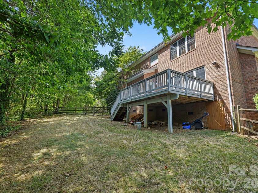 4523 Brent Wood Drive, Belmont, NC 28012.  MLS# CAR4407343, YatesRealty ID 10966. 