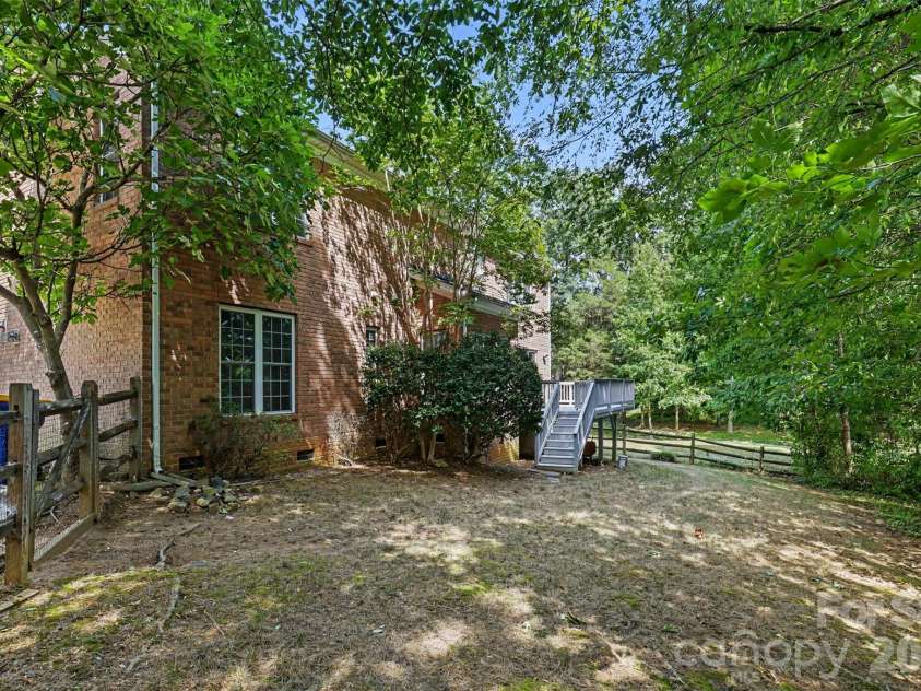 4523 Brent Wood Drive, Belmont, NC 28012.  MLS# CAR4407343, YatesRealty ID 10966. 