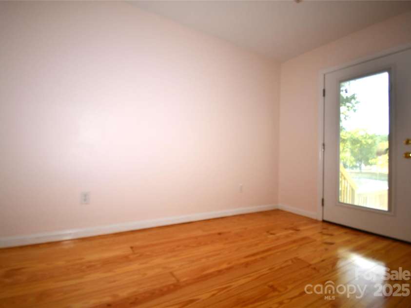 2171 John G Richards Road, Camden, SC 29020.  MLS# CAR4305445, YatesRealty ID 10967. 