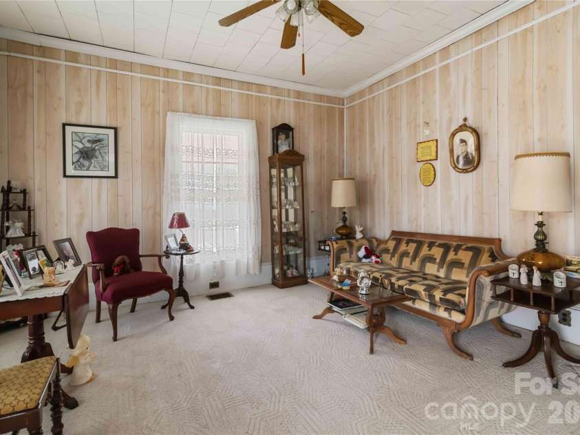3841 York Street, Sharon, SC 29742.  MLS# CAR4334688, YatesRealty ID 10969. 