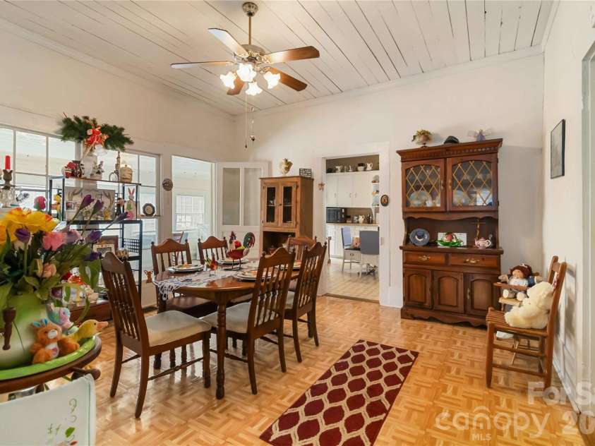 3841 York Street, Sharon, SC 29742.  MLS# CAR4334688, YatesRealty ID 10969. 