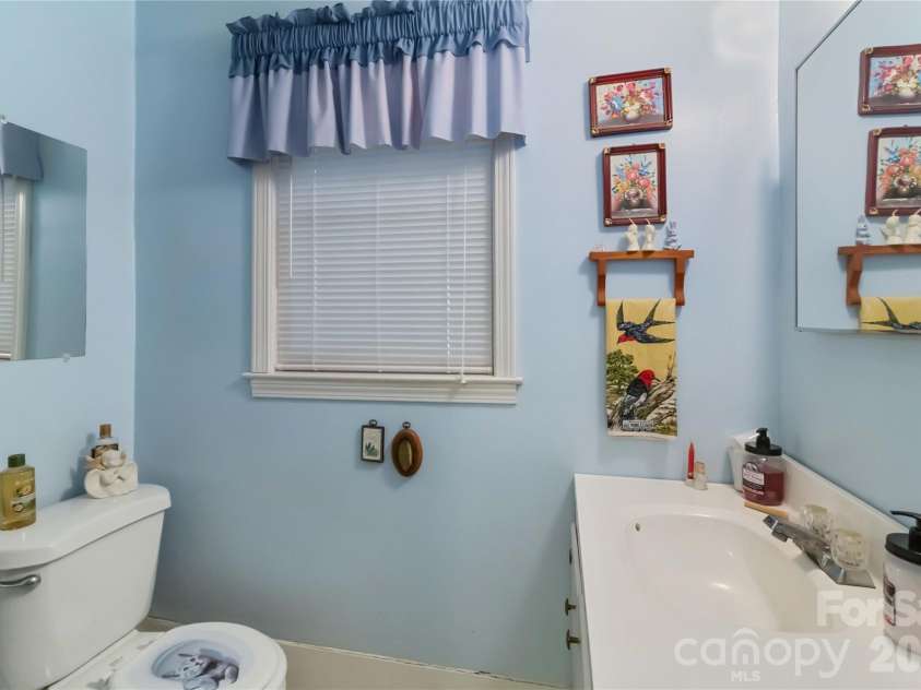 3841 York Street, Sharon, SC 29742.  MLS# CAR4334688, YatesRealty ID 10969. 