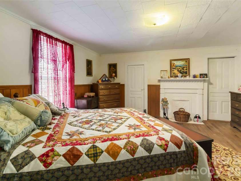 3841 York Street, Sharon, SC 29742.  MLS# CAR4334688, YatesRealty ID 10969. 