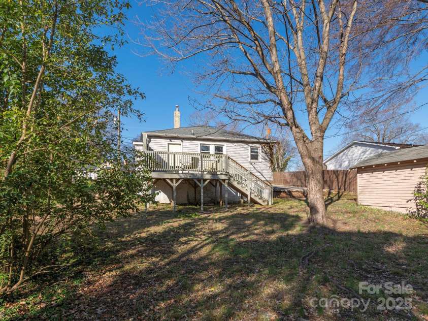 707 Oakshade Avenue, Kannapolis, NC 28083.  MLS# CAR4233464, YatesRealty ID 10971. Exterior Back