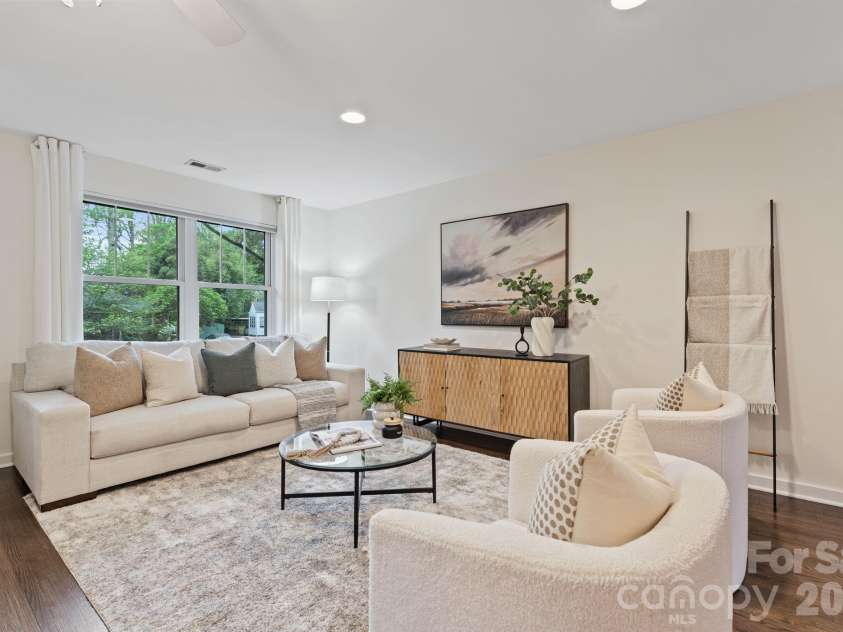 1521 Winston Drive, Charlotte, NC 28205.  MLS# CAR4365969, YatesRealty ID 10972. 