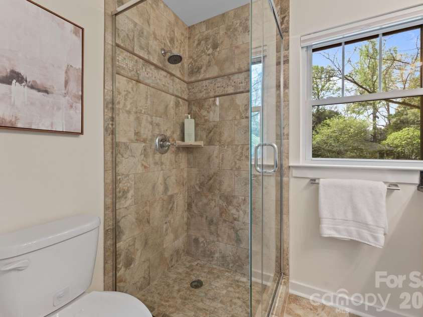1521 Winston Drive, Charlotte, NC 28205.  MLS# CAR4365969, YatesRealty ID 10972. 