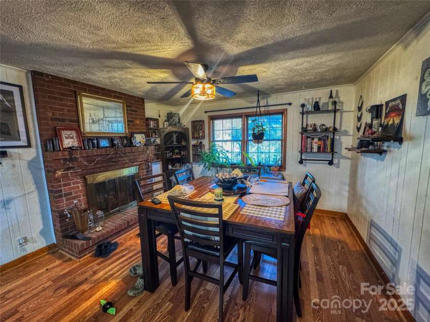 195 Claybon Drive, Advance, NC 27006.  MLS# CAR4333961, YatesRealty ID 10973. 