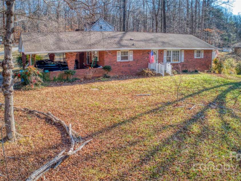 195 Claybon Drive, Advance, NC 27006.  MLS# CAR4333961, YatesRealty ID 10973. 